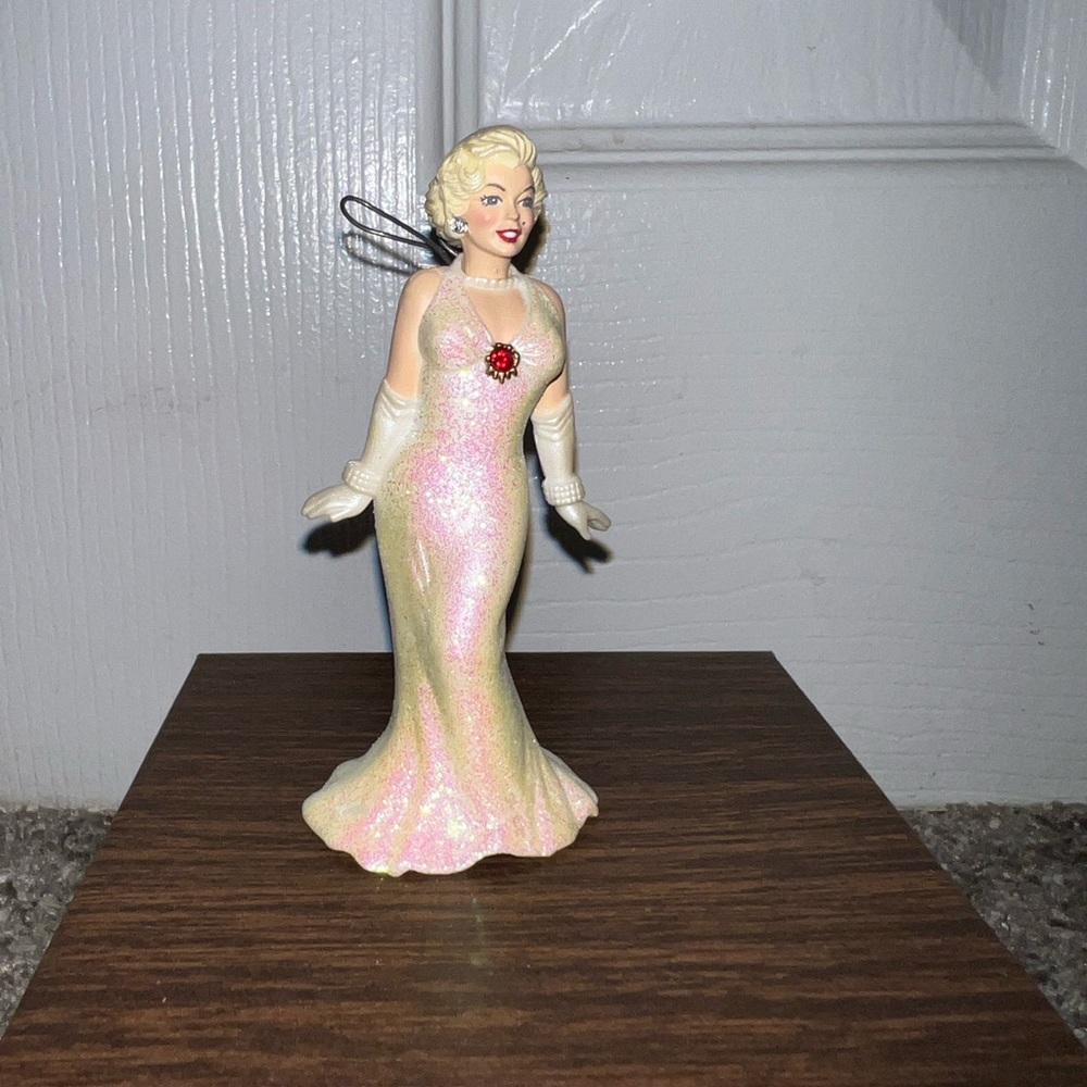 Marilyn Monroe 1996 Christmas Ornament by Carlton